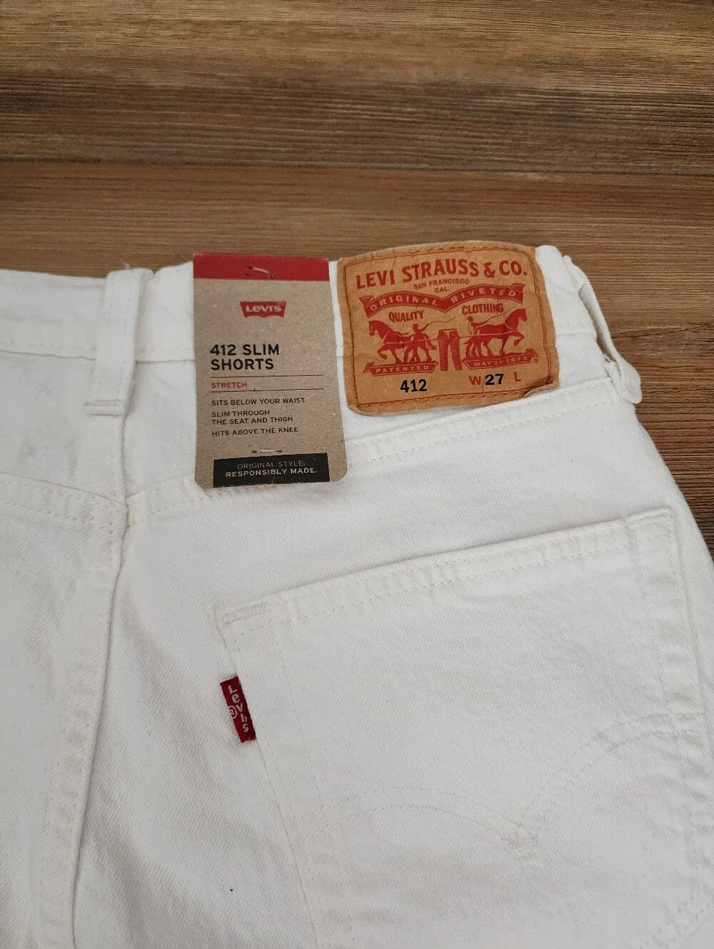 Levi's 412 Slim Men's Shorts 27 Off-White